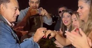 Mehmet Ali Erbil’in Doğum Gününde Genç Sevgili