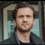 Ünlü Oyuncu Aras Bulut İynemli