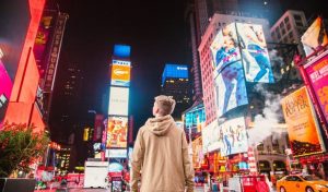 Aniden Göğsünüzde