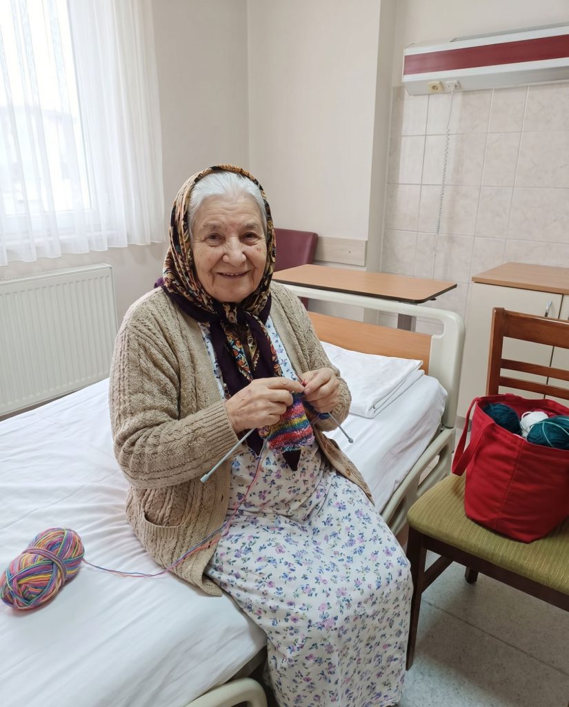 40 yaşındayım ve “Anne” dediğim kadın aslında annem değilmiş..