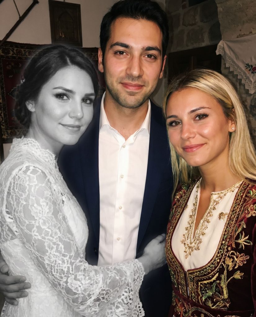 Rahmetli İkiz Kardeşimin Eşiyle Evlendim… Ama Düğünden Bir Hafta Sonra Kapıma Gelen Yaşlı Adam Hayatımı Altüst Etti - Fotoğraf 2
